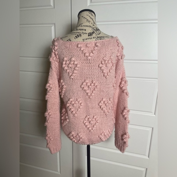 Chicwish KNIT YOUR LOVE V-NECK SWEATER Baby PINK Hearts Handmade Wool & Acrylic - Picture 6 of 12
